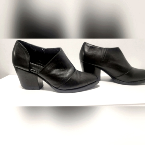 Leather Shellys London Anime Cutout Low Booties 7.5 US - Picture 7 of 11